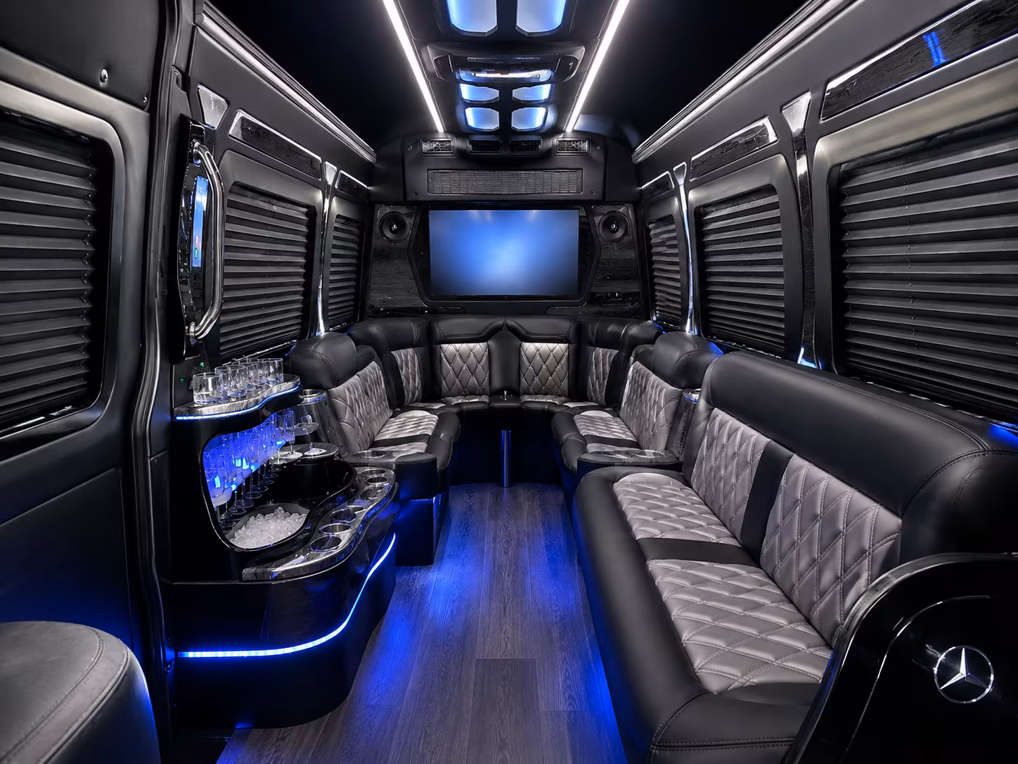 bus rentals for corporate retreats and team offsites near jersey city
