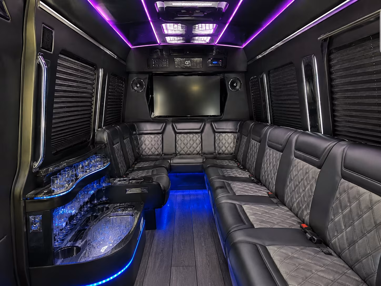 bus rentals for music festival weekends at pnc bank arts center