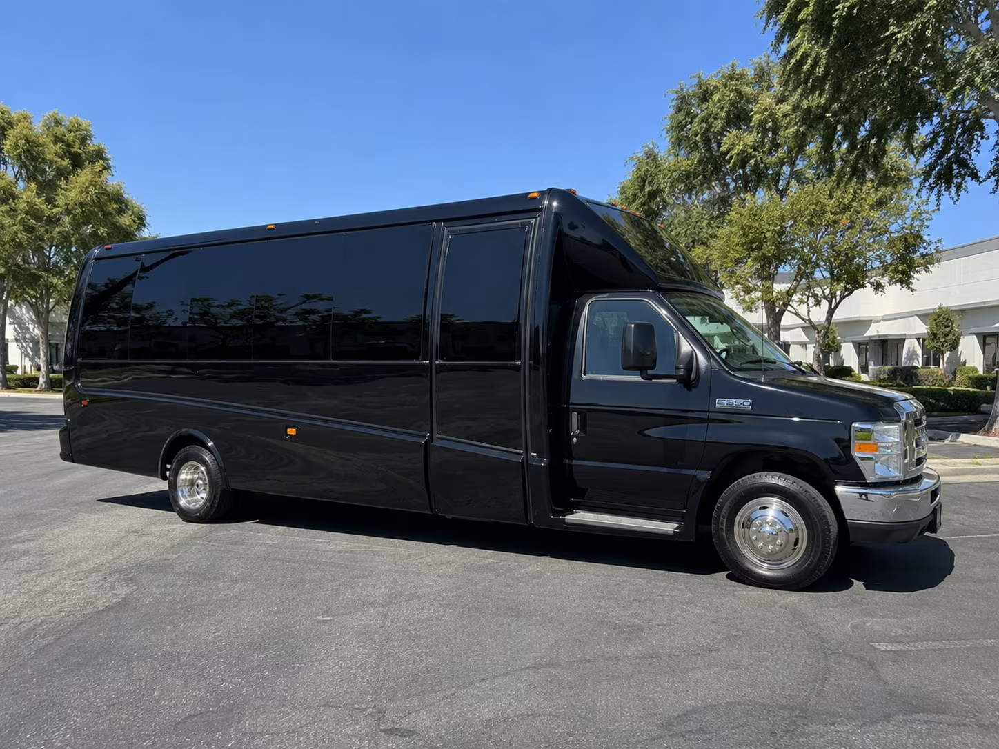 party buses to white eagle hall and jersey city s live music scene